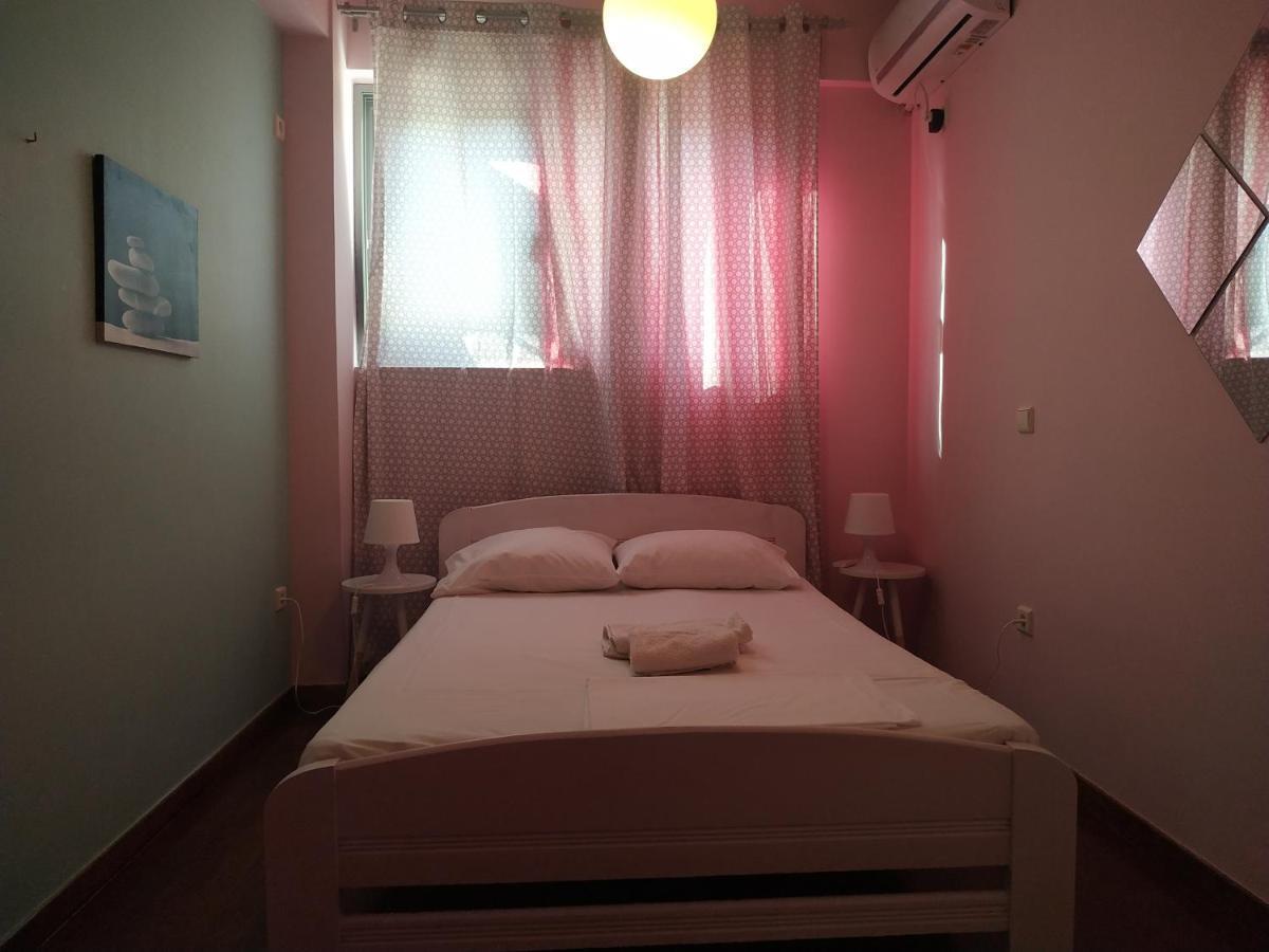 Beautiful House By The Sea,Loutraki Skaloma.ヴィラ エクステリア 写真