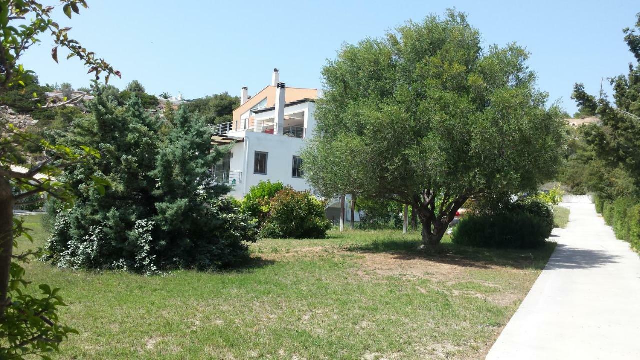 Beautiful House By The Sea,Loutraki Skaloma.ヴィラ エクステリア 写真